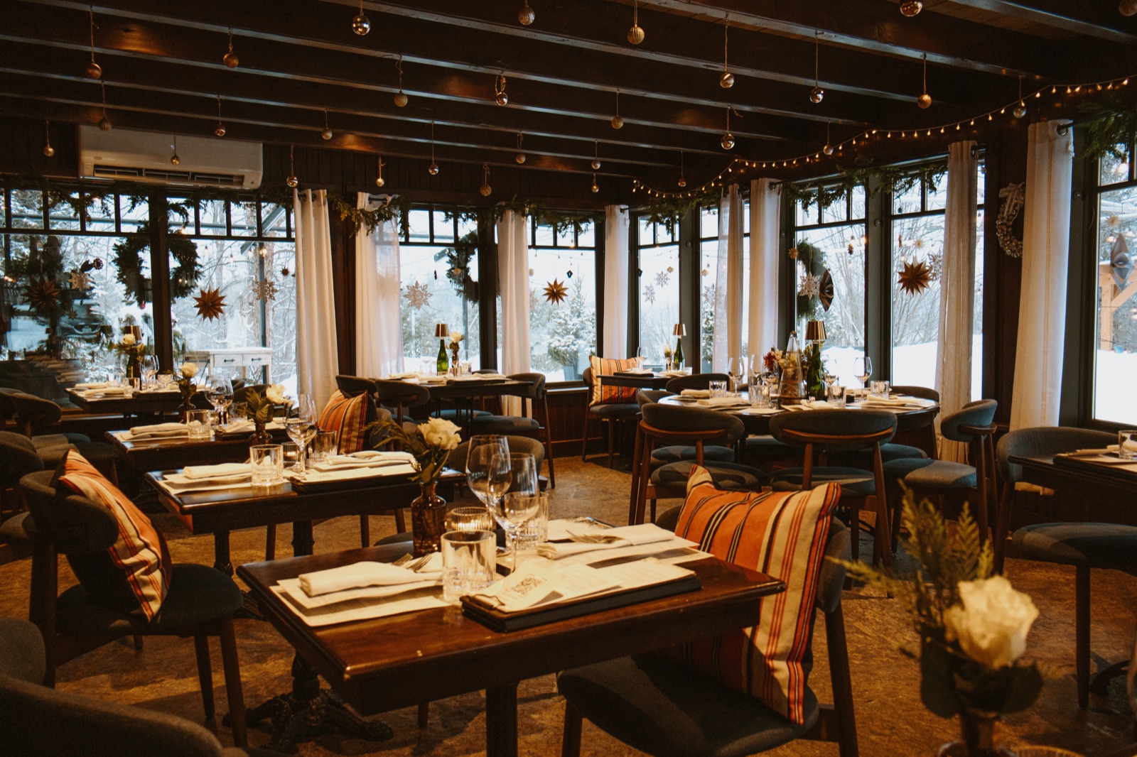 Main Dining Room at Crossroads